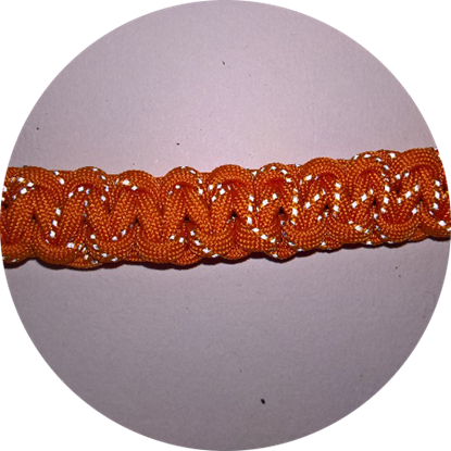 
      Picture of Talutushihna paracord narusta
    